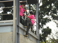 緩降梯示範照片