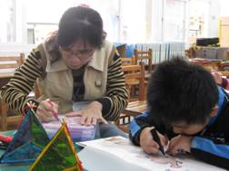 都好認真呢照片