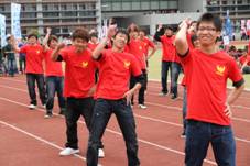 消防系創意進場照片