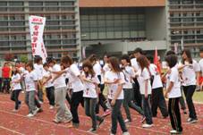 資管系創意進場照片