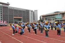 財金系創意進場照片