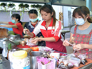 愛心義賣活動照片