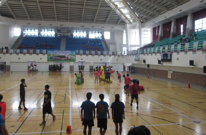 高中職學生趣味體能競賽照片