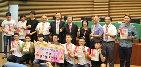 本校與精科簽署產學合作平台照片