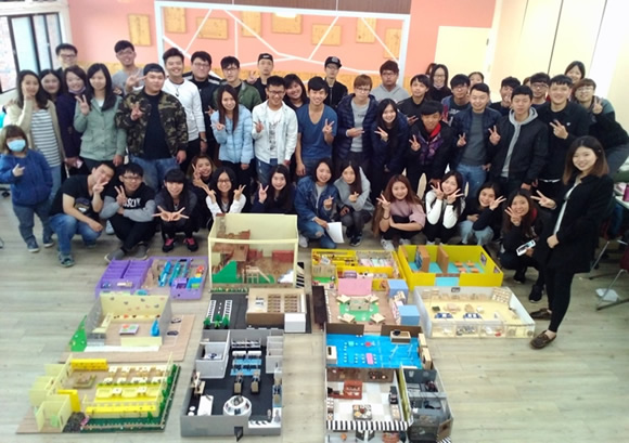 童年手作材料翻轉實習活動照片