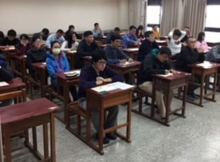 多益測驗場地照片