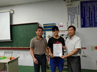 獲獎同學曾義証