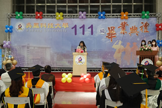 黃姿燕在校生致詞