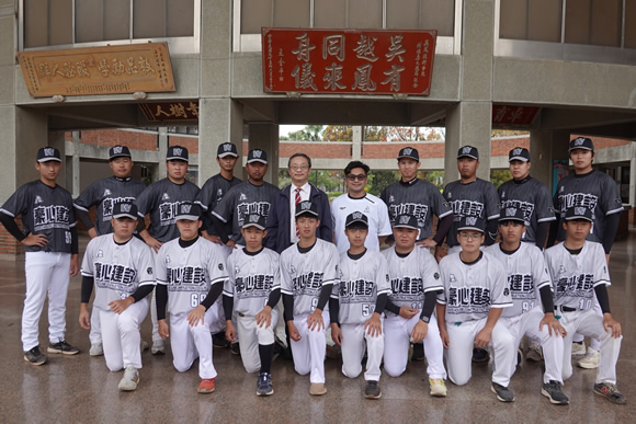 本校豪心建設棒球隊春季聯賽首亮相