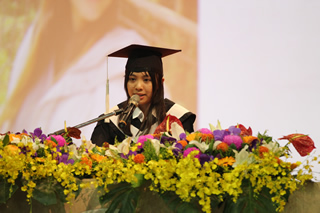 明倩畢業生致詞